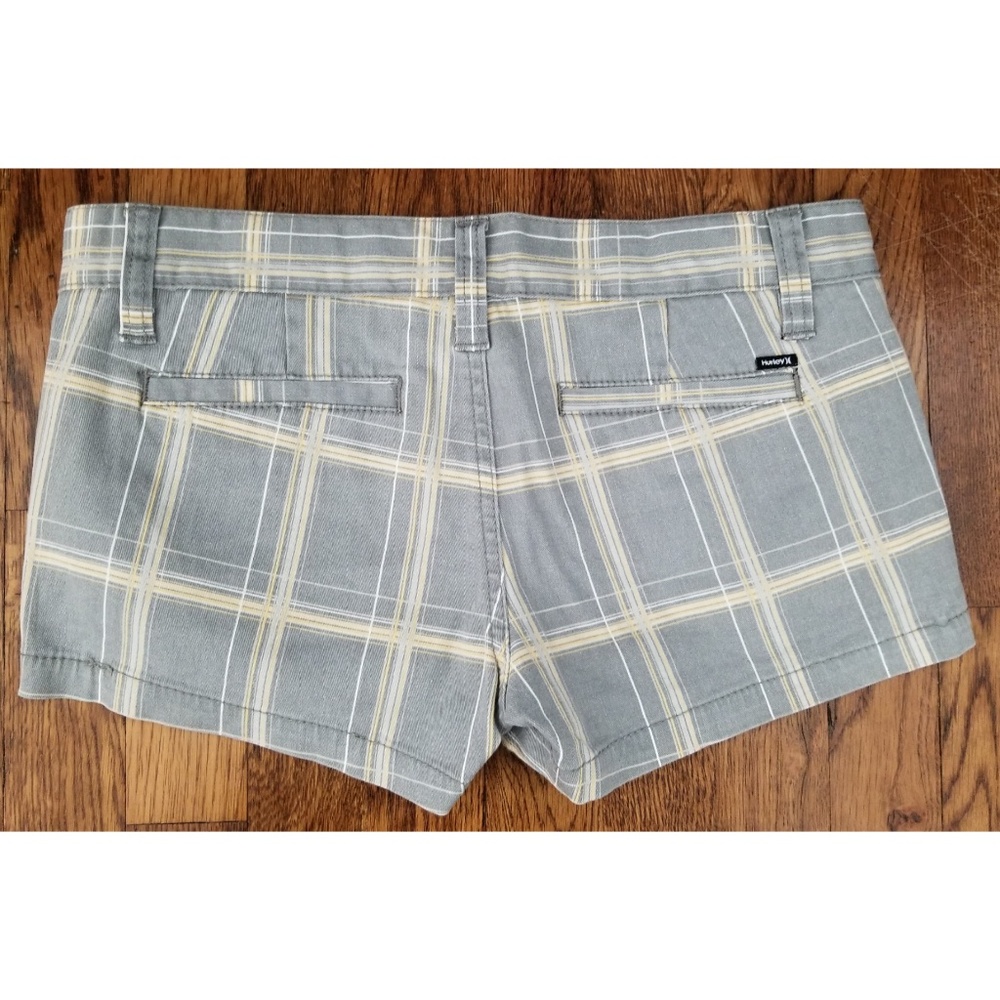 [NWOT] Hurley Gray/Peach/White Shorts